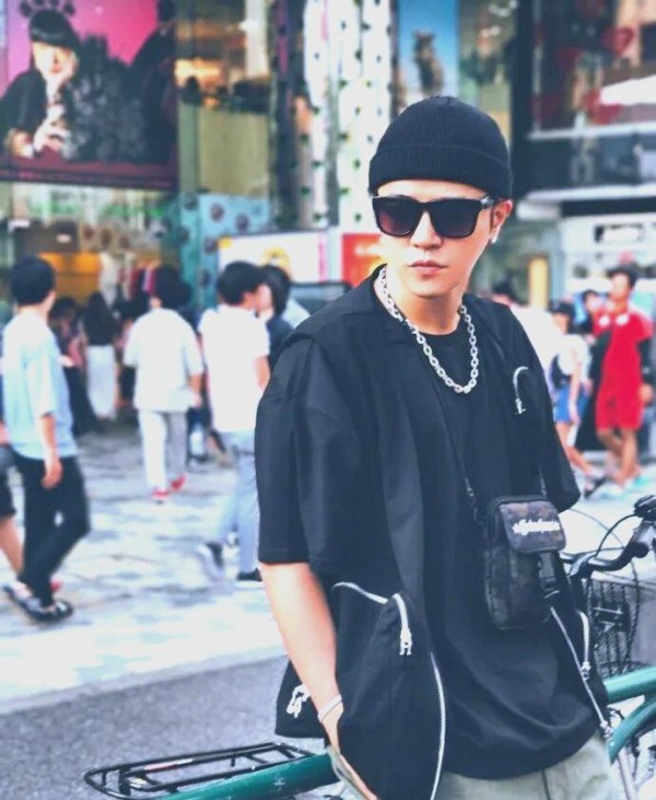 罗志祥：从“朱碧石”到全能艺人的华丽转身