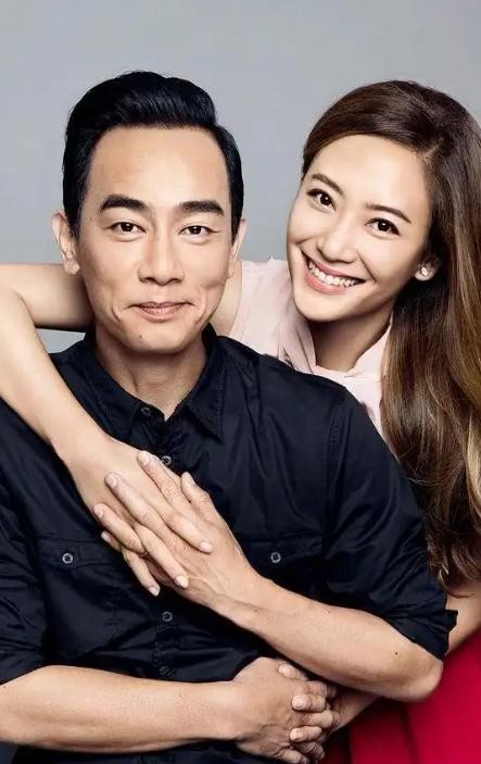 娱乐圈的恩爱滤镜碎一地！这些曾经甜到齁的明星夫妻，最后全成了陌路人