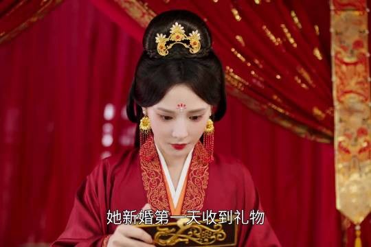 任嘉伦彭小苒,从相爱到相杀,他们到底经历了什么 !