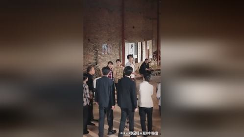 山野猎户，双生花开的旧时