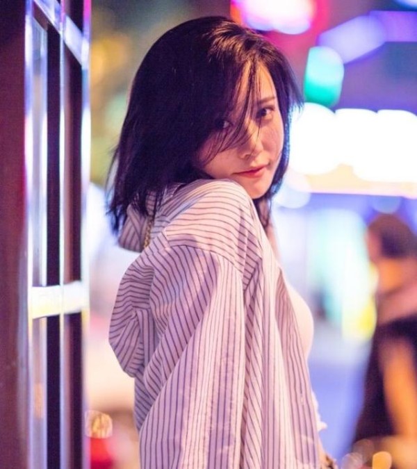 32岁出道14年，杨幂沦为配角，曾比章子怡、巩俐星路顺意