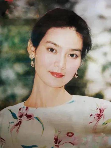 震惊！他竟是金鸡奖获奖非常多女演员，记录至今无人能破！