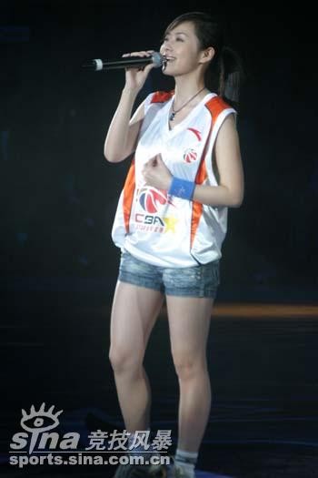 全明星赛变超女歌友会张靓颖两首歌掠走25万元？