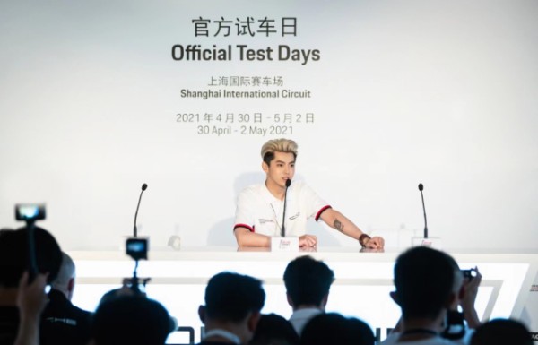 吴亦凡、王一博等，娱乐圈明星跨界赛车圈，谁的成绩更出众？