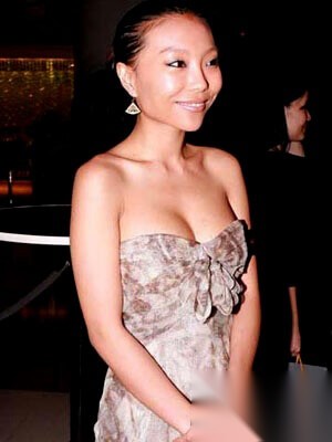 富二代万宝宝家庭背景个人资料照片揭秘 第3张