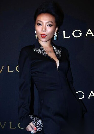 富二代万宝宝家庭背景个人资料照片揭秘 第4张