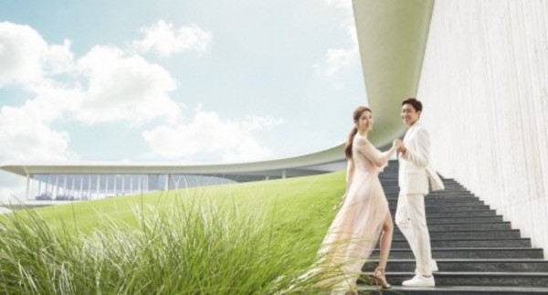 满满的温馨！Eric&hearts;罗惠美幸福家庭大合照  你们感受到了甜蜜吗？