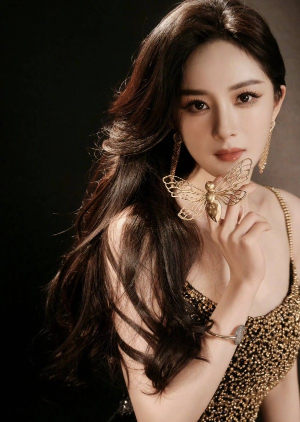 杨幂赵丽颖年度热度领跑女明星榜