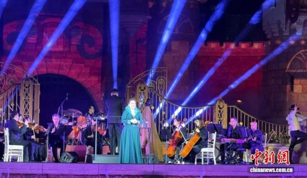 百老汇音乐剧明星丽娅·萨隆加相隔21年再登香港迪士尼舞台