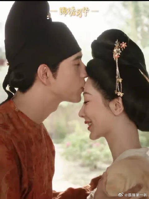 按下倒退键，这些回忆证明我们已再也无法分离