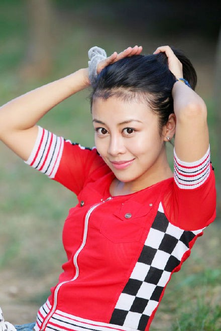 为烟台华颖实验学校我的“演艺明星”学生贾媛媛加油！