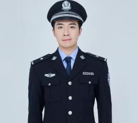 ​32岁俞灏明"返厂重修"，如今样子年轻10岁，熟悉的端木磊回来了