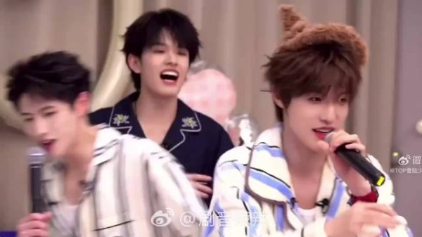 张泽禹夺命六摇展现极致萌力