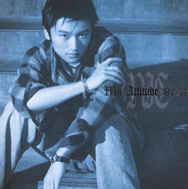 出色星二代?会唱歌做影帝当老板,集万千技能于一身还得是谢霆锋