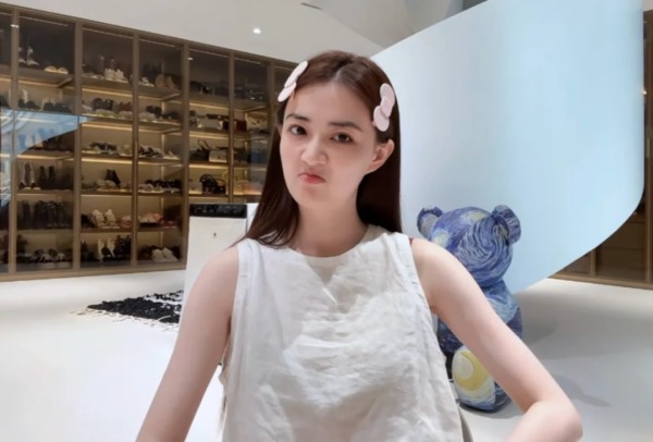 开业第一天就闭店，排队超8小时，有人晕倒送医！紧急道歉