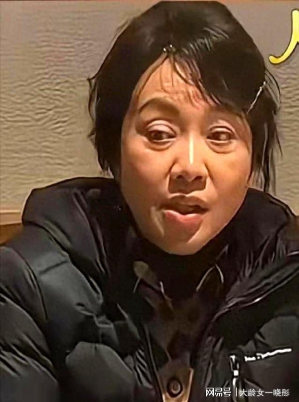 明星卸妆后，把人看的一愣一愣的，王一博和陈数都快认不出来了