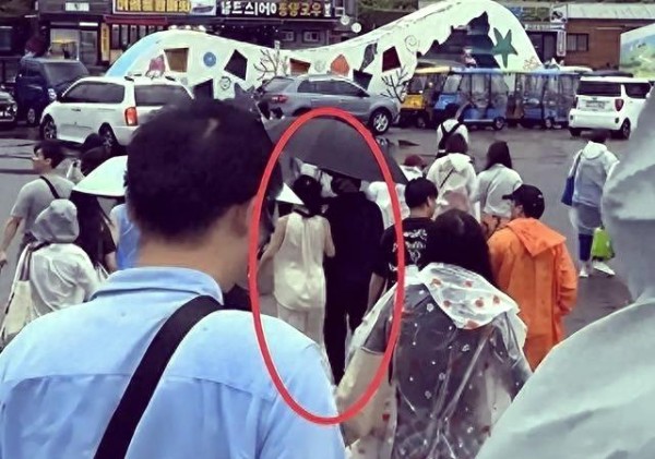 明星家庭的重组之路：挑战与真实生活态度