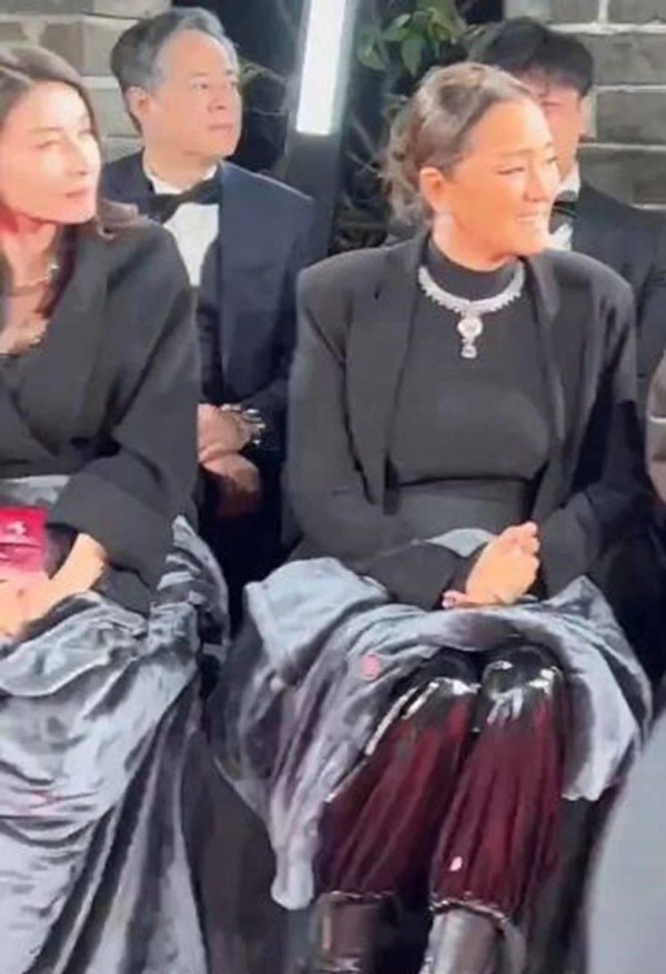 巩俐：大妈气质还是时尚风范？郭晶晶：贵妇范儿尽显！