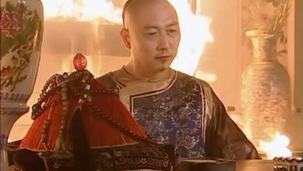 李卫当官2： 府衙失火，忠仆殉职，背后隐藏着怎样的阴谋？