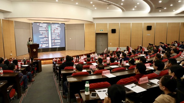 一场特别的“粉丝见面会”