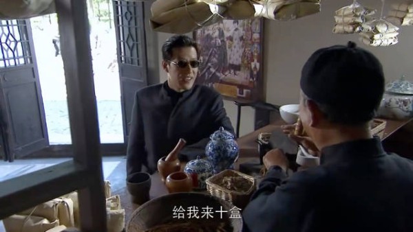 五号特工组：记者买药被拒，背后竟有隐情！