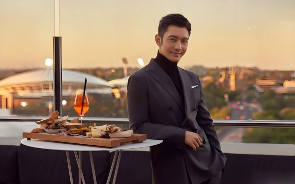 黄晓明的身高之谜:官方179cm,为何每次同框都“翻车”?