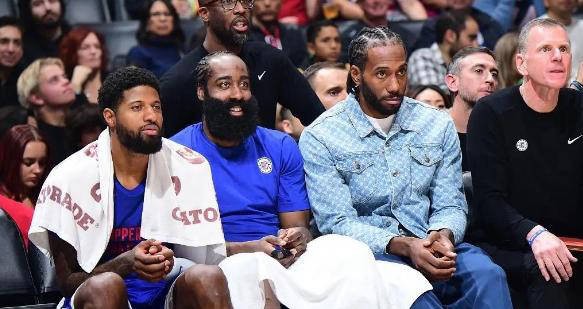 快船拒绝顶薪，告别明星球员！管理层做出明智抉择