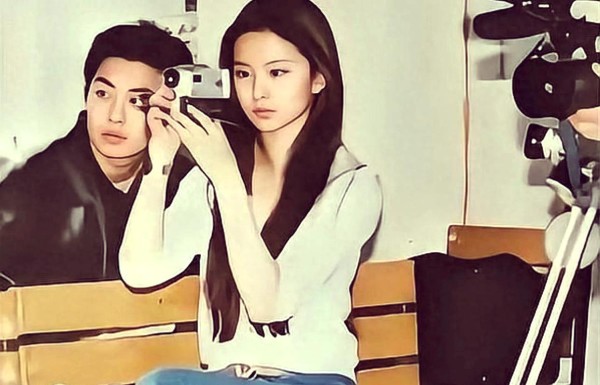 刘亦菲与朱亚文：从北电同窗到艺术巅峰