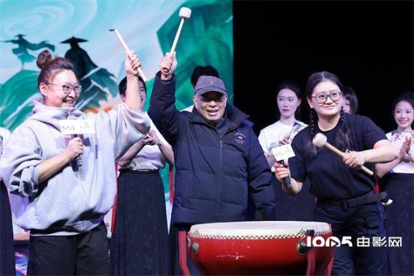 影武堂结营汇演 吴京亮相谈坚守武侠电影创作