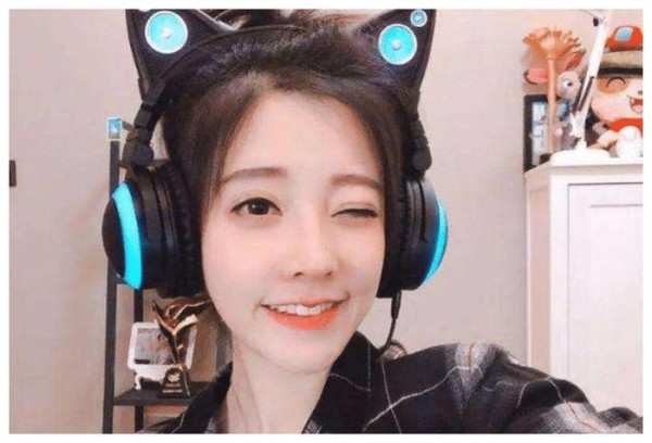 从网红到明星，斗鱼一姐冯提莫转型之路如此成功，网友：看好你