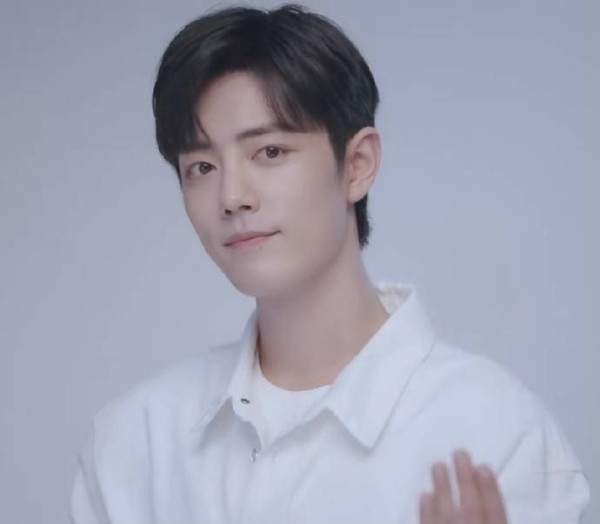 古驰全球代言人！不登时尚杂志却能引领风尚！肖战被国外报纸盛赞