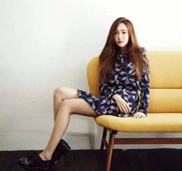 和明星做朋友|郑秀妍教你穿衣打扮