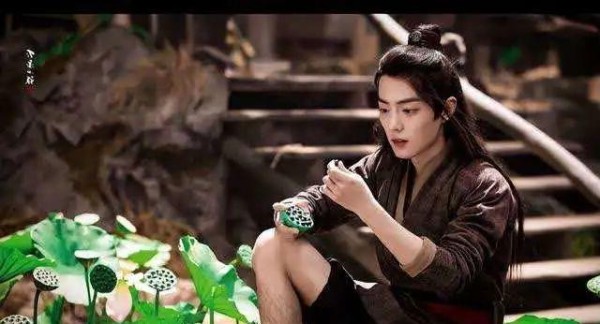 肖战:从选秀舞台到顶流明星的逆袭之路