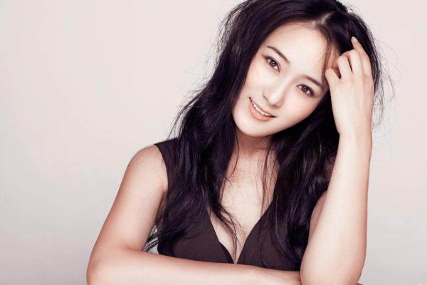 歌手出身的她 影视作品也多到数不过来