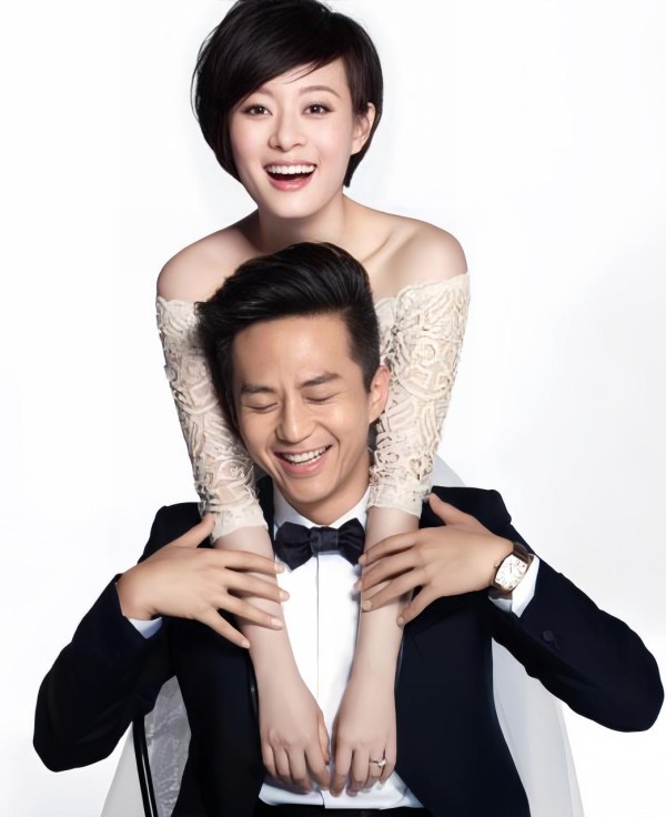 黄立行十年不认爱？揭秘明星“打死不说”的公关智慧！