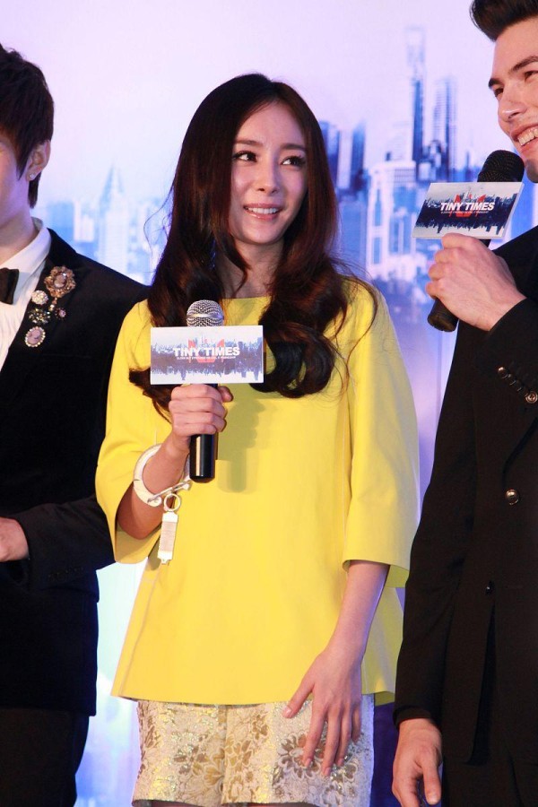 林俊杰杨幂梦幻联动：明星互动引爆粉丝经济的三大密码