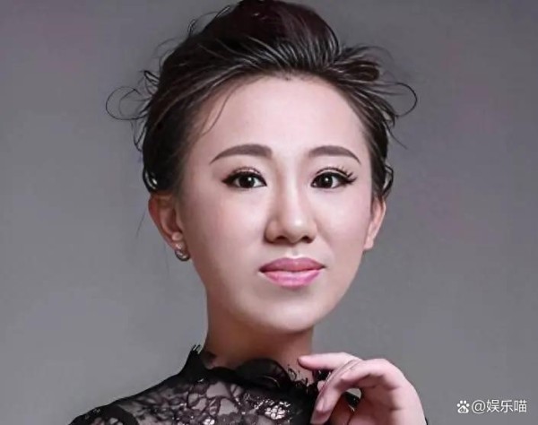 从春晚明星到带货主播，丫蛋的别样人生：她真的找到幸福了吗？