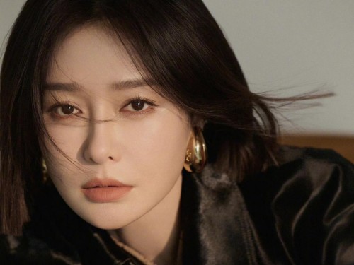 逆转肌肤时光，伊赛琳胶原让肌肤重回细腻紧致的高光时刻