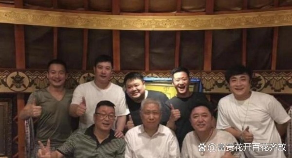 于谦曾谈到自己的朋友圈...@富贵花开百花齐放的动态