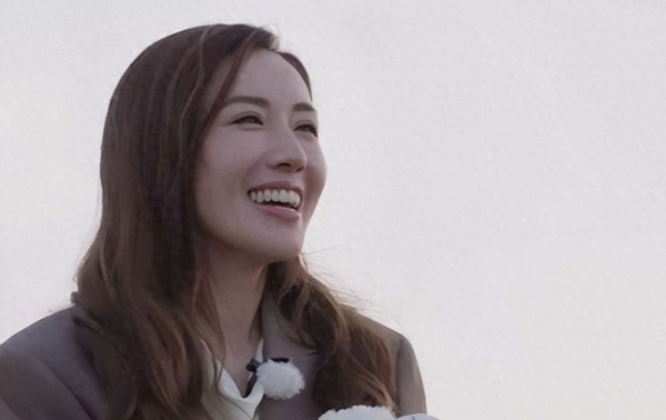 恭喜！香港人气女星和未婚夫重归于好，有望正式迈入婚姻殿堂