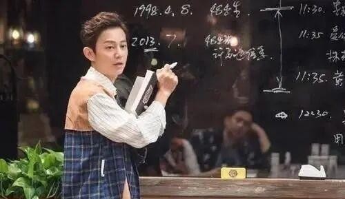 粉丝经济与明星私德:透视娱乐圈的乱象