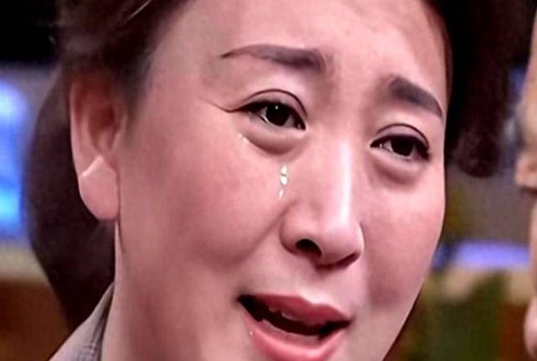 2026刚开始曝3个大瓜！睡遍男星、人体盛宴、厌恶农村人 个个离谱