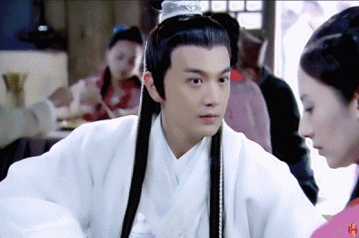 45岁张智尧依然单身，23年演艺生涯无花边新闻，为何如此“干净”