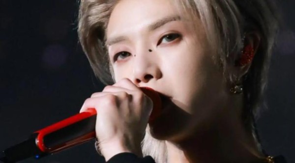 安利官上线！华晨宇演唱会携非遗绣球太用心