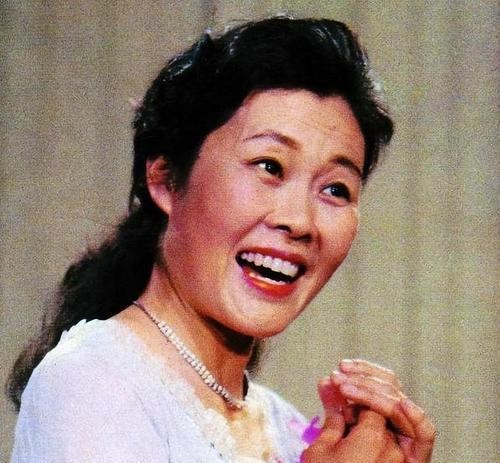 六位明星在养老院的孤独生活，子女无情，竟不如普通人幸福