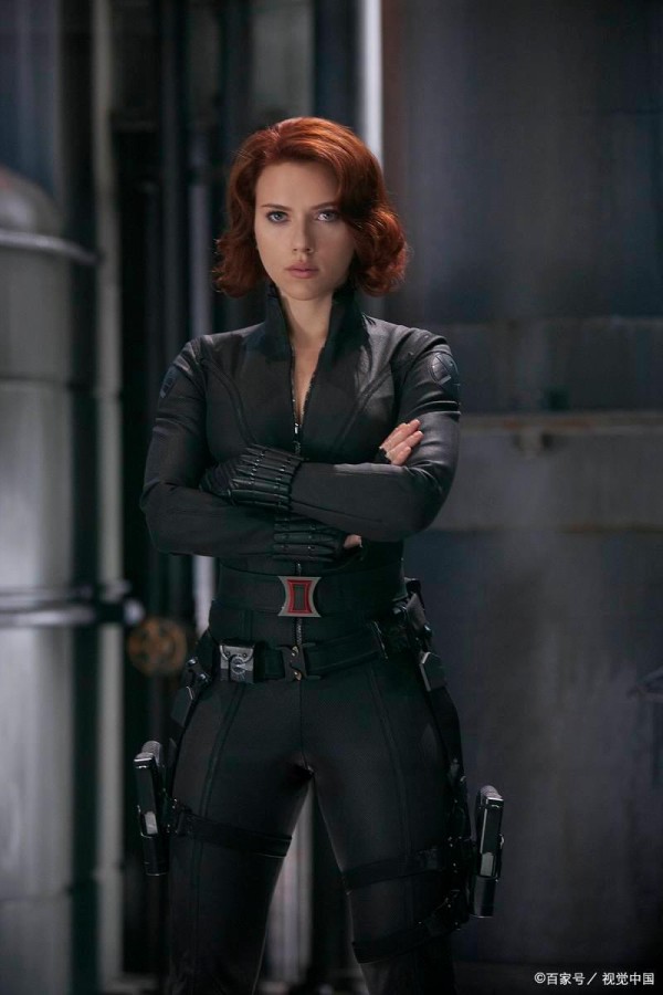 明星和商业大佬的双重身份，网友：我心心念念的寡姐