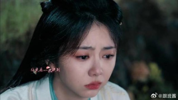 肖瑶只想带红烨离开,但她不要的位置好友却想要,嫉妒她了