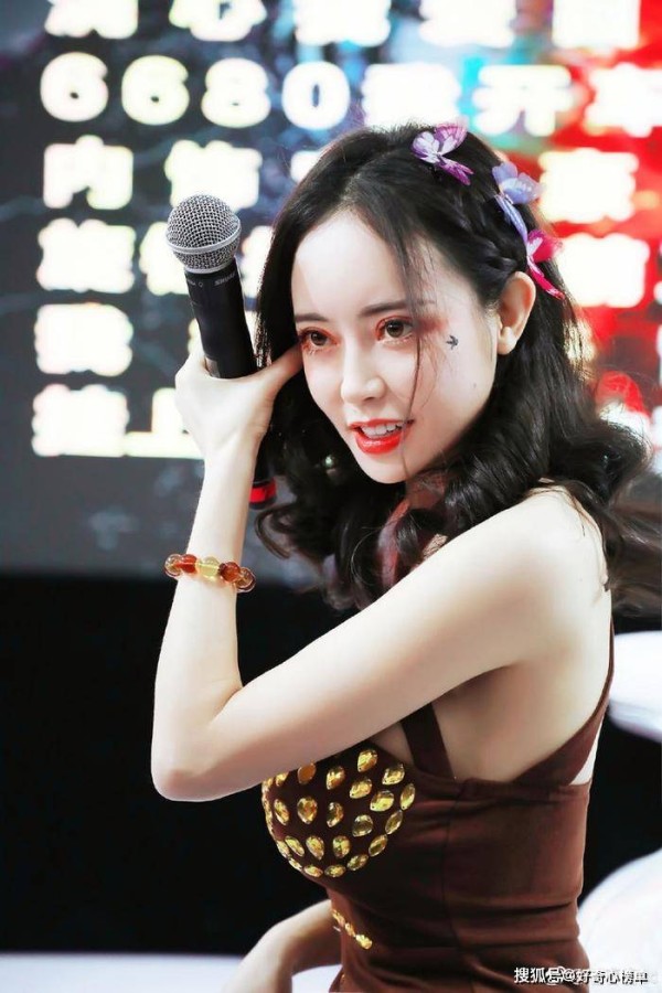 中国最受欢迎的10位内衣模特，刘雯只排第二！