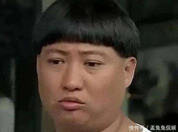 74岁洪金宝面色红润，与俩孙子灵活热舞！孙子都好帅可走明星之路