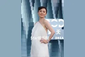 #刘嘉玲 白色露背装如何视频封面